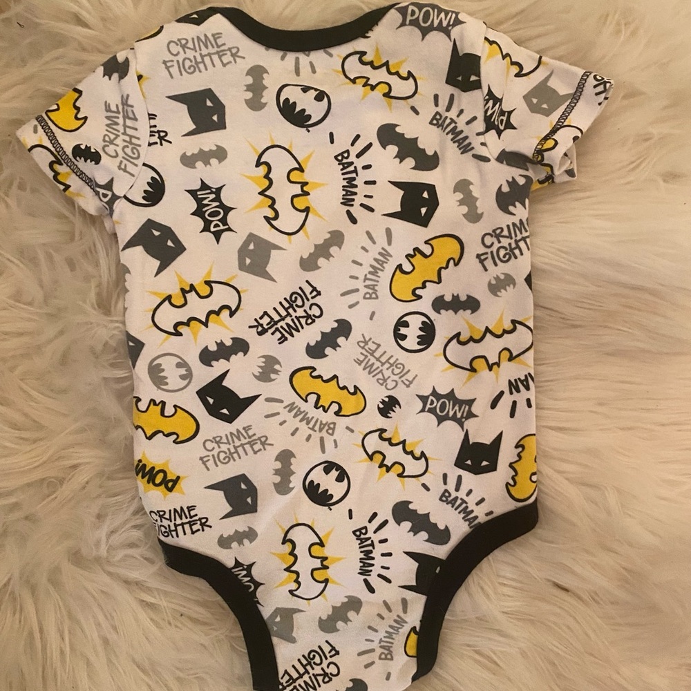 Batman onesie - Picture 2 of 3